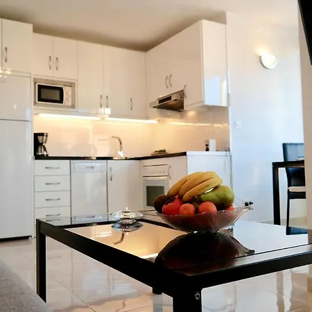 Centre Vacation ! With Sea And Mountain Views In The Heart Of Fuengirola
